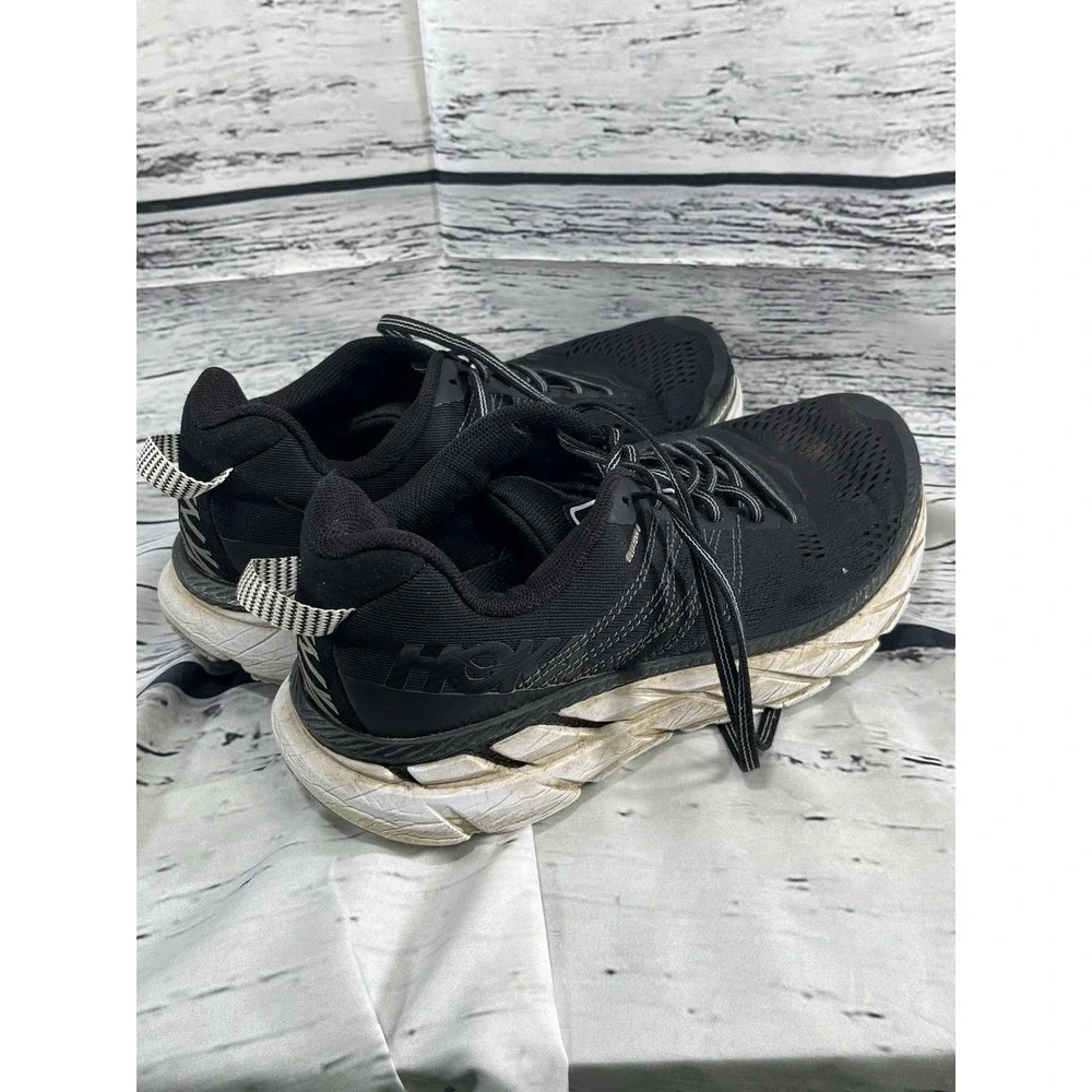 Size 9 - Hoka One One Clifton 6 Black - 1102873-BWHT‎ Used Fair Condition